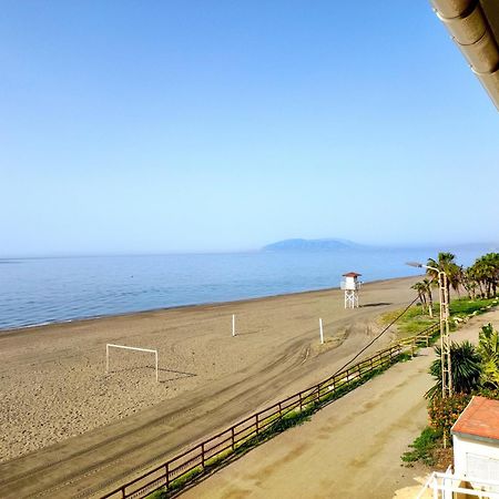 La Parada Beach トレ・デ・ベナガルボン エクステリア 写真